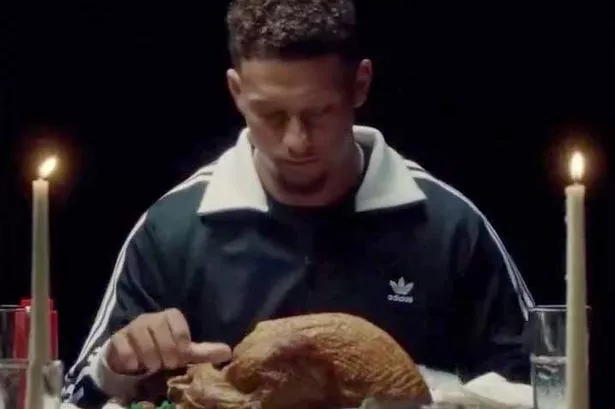 Patrick Mahomes Sparks Debate with Thanksgiving Turkey Choice