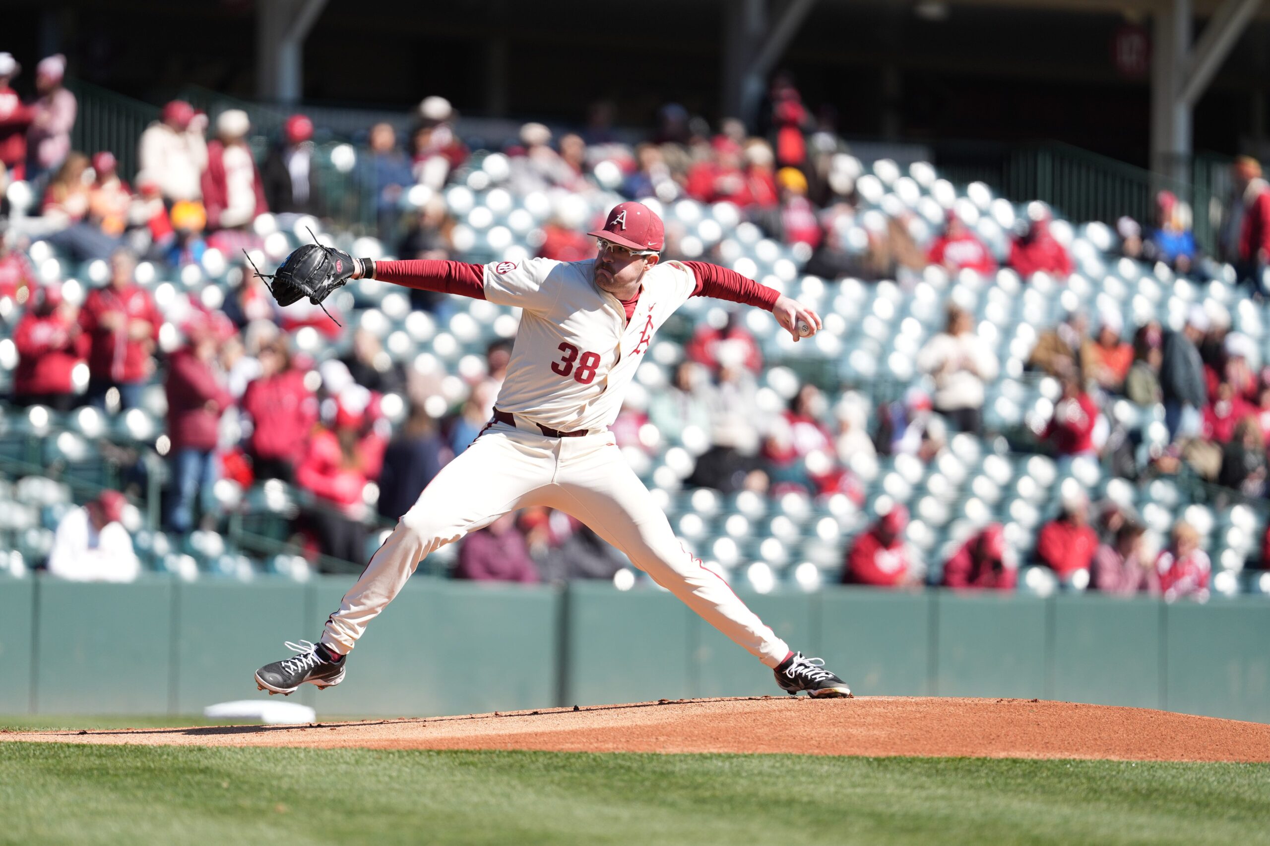 Colin Fisher Shines as Arkansas Baseball’s Weekend Starter