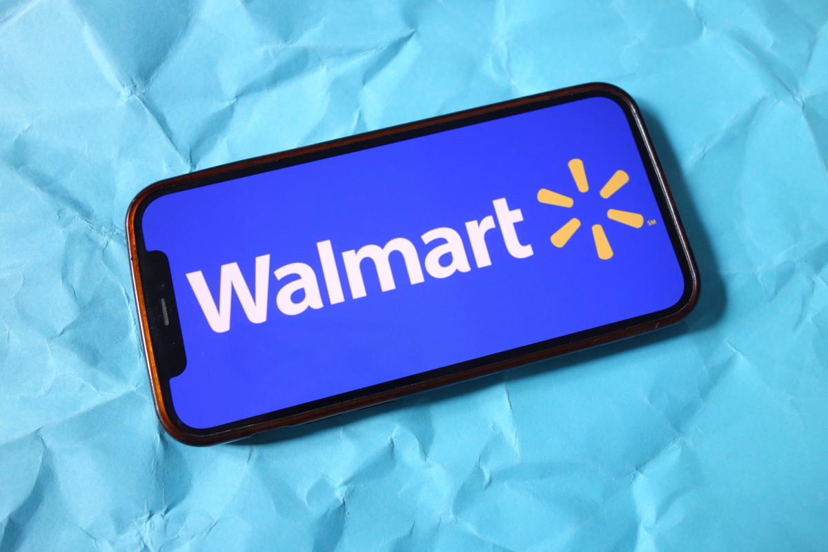 Walmart Slashes Price on Veatool Open-Ear Headphones to $30