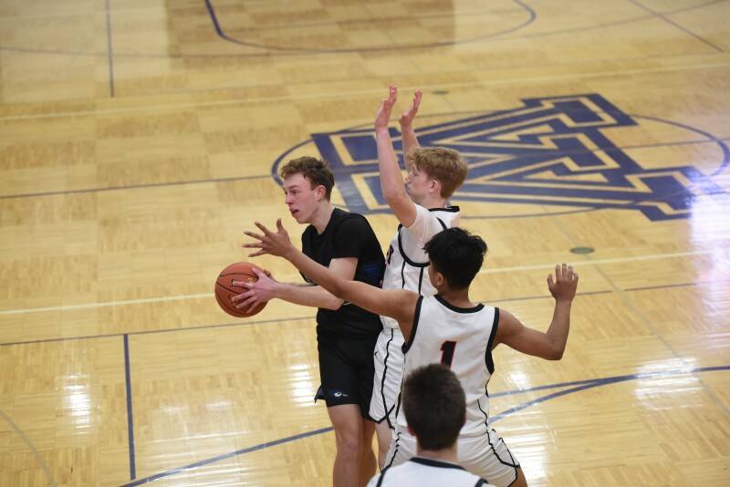 CMCS Dominates LQPV 104-25 in Section 3A-North Playoff Showdown